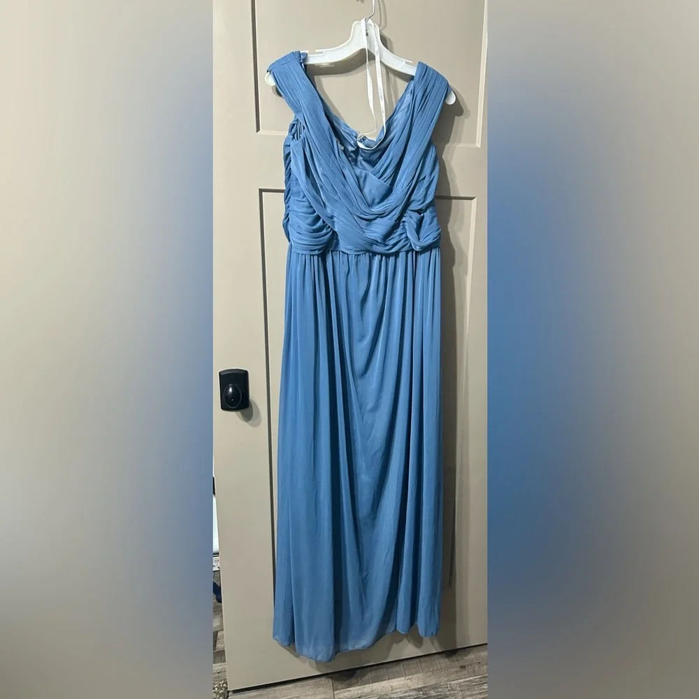 David’s bridal Off-the-Shoulder mesh Steel Blue bridesmaid Dress plus size - Picture 4 of 8